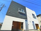 ガレージＣＵＢＥ６の外観