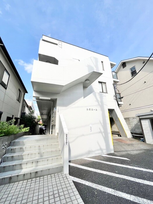 エントランス部分 ルミエ－ル