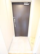 玄関 ストーリア三田