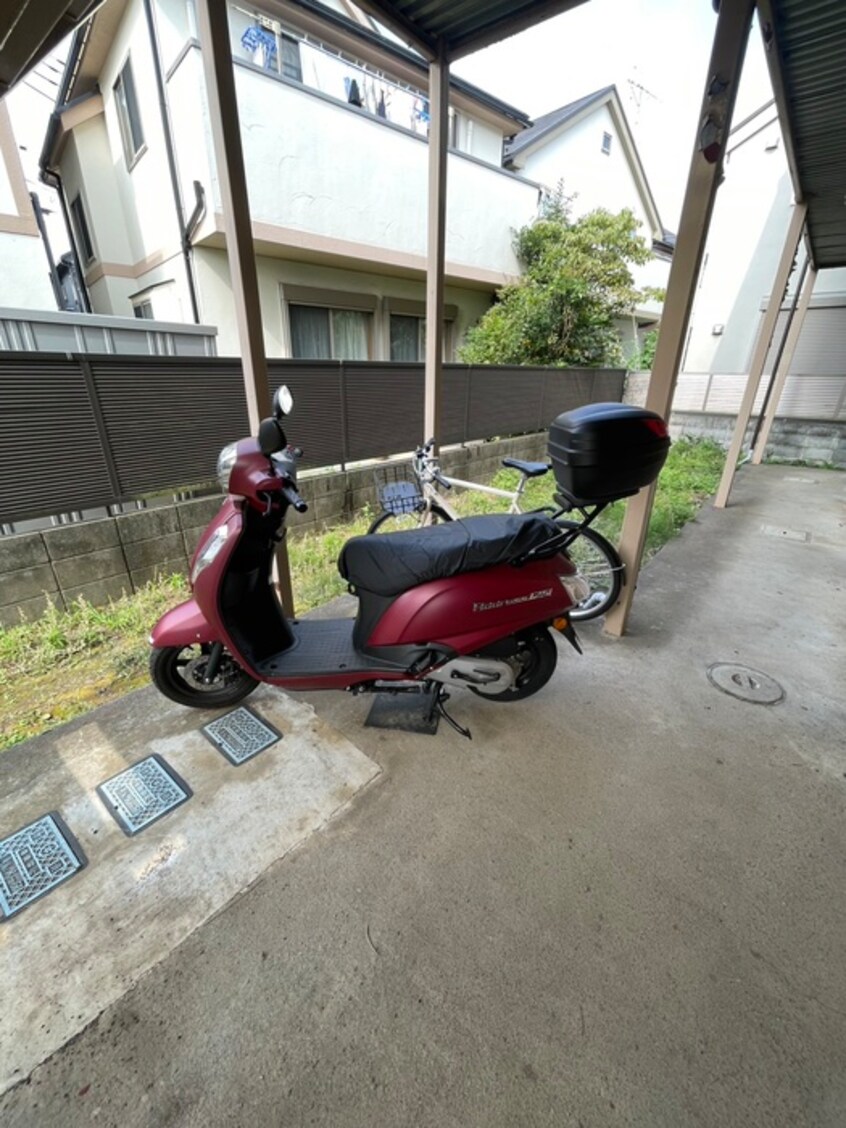 駐輪場 いづみ荘