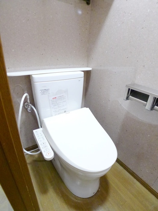 トイレ ファ－ストアオキビル