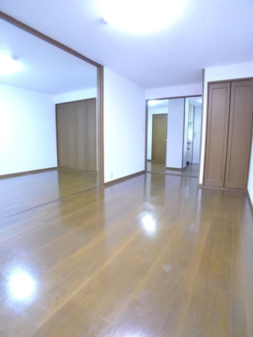 居室 ファ－ストアオキビル