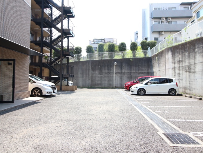 駐車場 パークサイド鷺沼