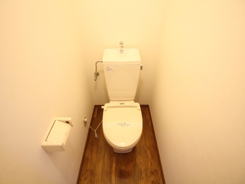トイレ ア－バン三菊