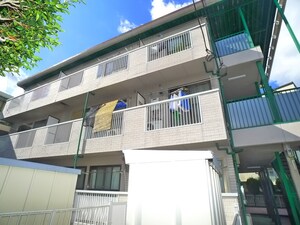リブステージ本田３