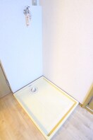 洗濯機置場 メゾニティ本郷