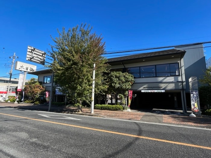 木曽路　所沢店(その他飲食（ファミレスなど）)まで557m ア－バンキャッスル