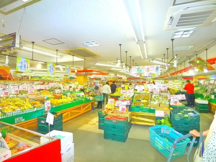 カワグチ(スーパー)まで1200m エテルナ