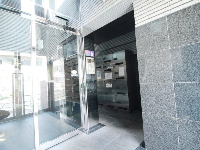 エントランス部分 ウィステリア白鷺