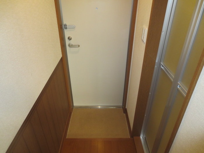 玄関 アミ－ル東大前