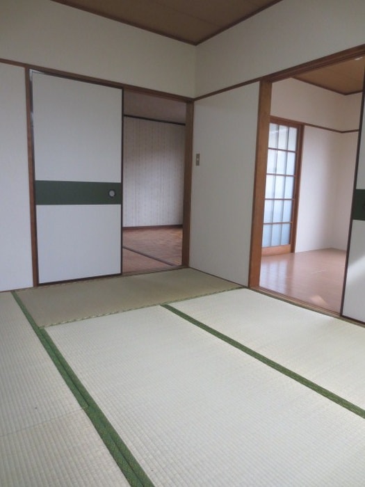 居室 メゾン・ルミエール
