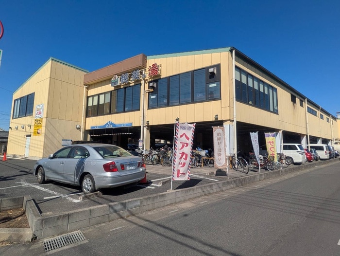 健美の湯(その他飲食（ファミレスなど）)まで350m ルミエール