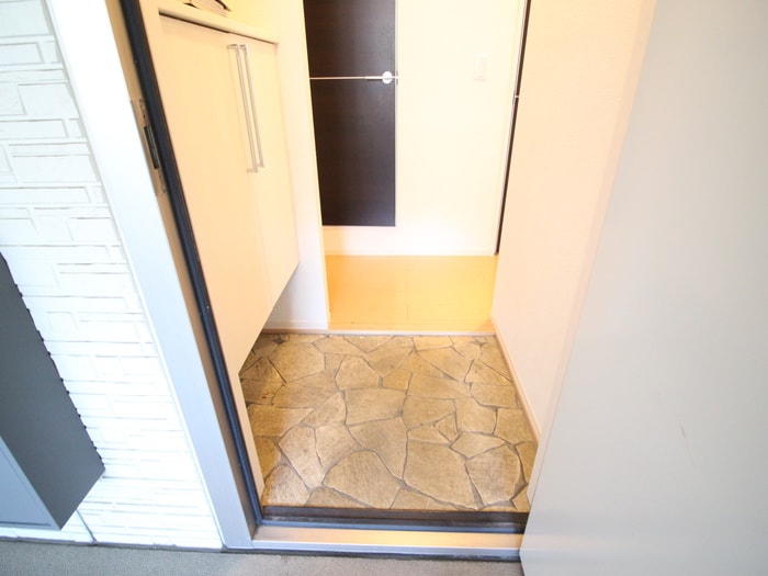 玄関 ベルジュ仲野町