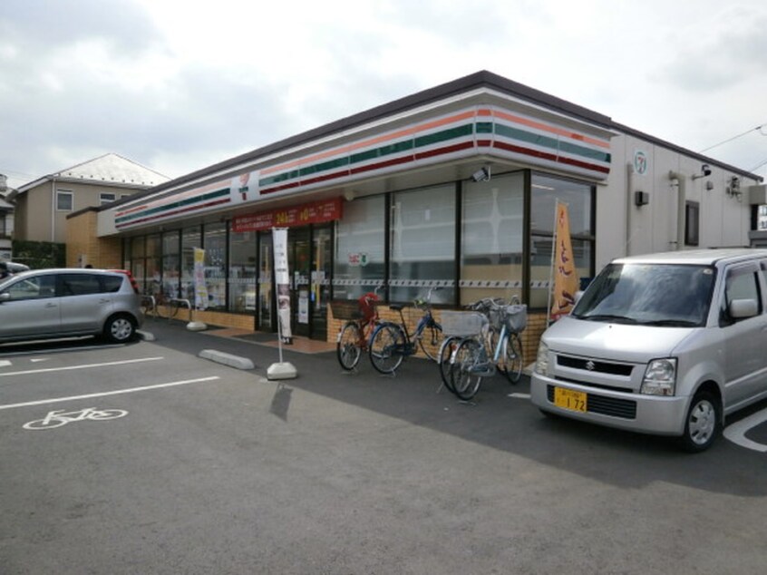 セブンイレブン北烏山8丁目店(コンビニ)まで108m フローラハイム