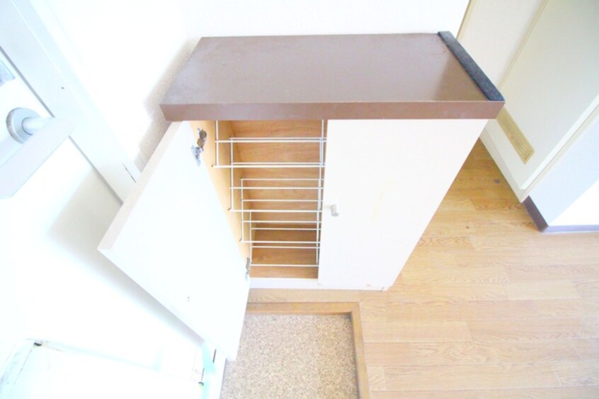 靴箱 ラフォ－レ藤沢