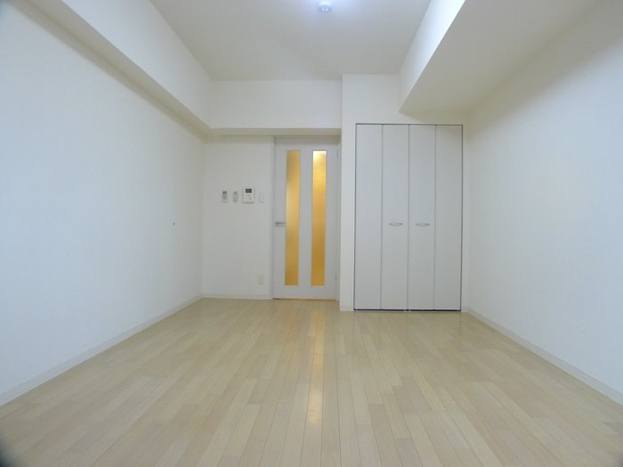 居室 サニ－コ－ト向島