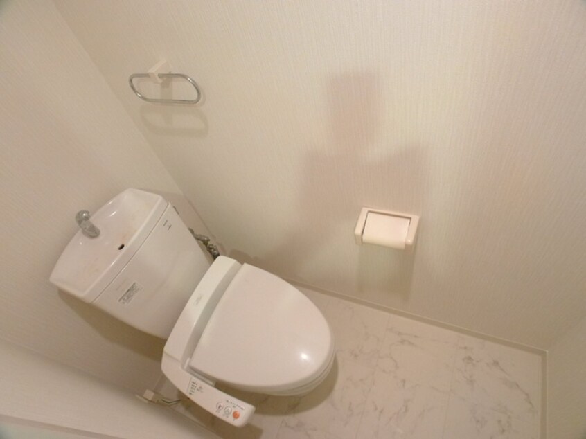 トイレ サニ－コ－ト向島