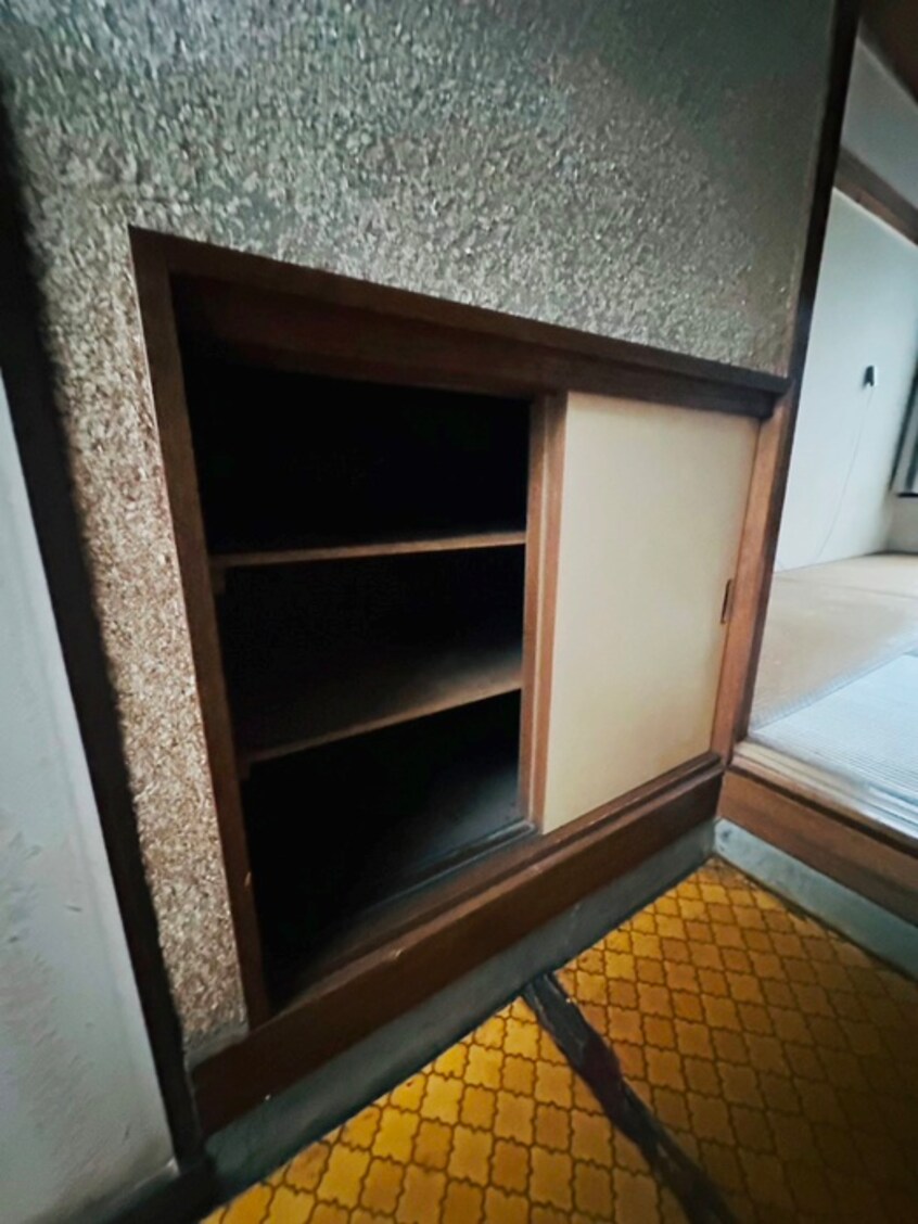 靴箱 岩崎荘Ｂ棟