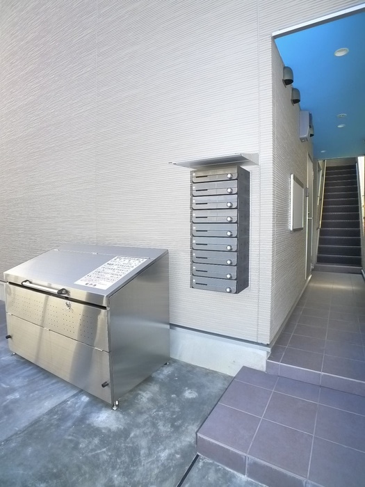 エントランス部分 シャインフィールド松戸