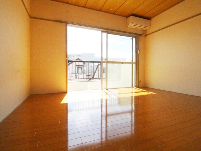 居室 ひかりハイツ