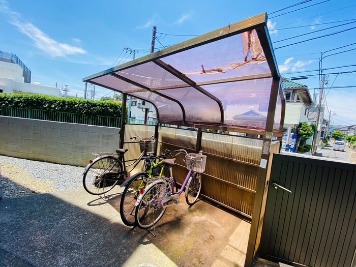 駐輪場 ひかりハイツ