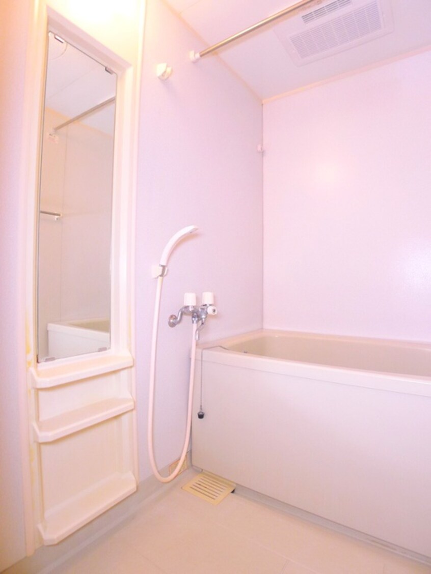 バス／シャワールーム等 TAKE5