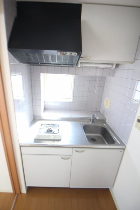 キッチン ＯＺ－ＣＯＵＲＴ