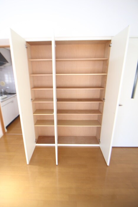 収納 ＯＺ－ＣＯＵＲＴ