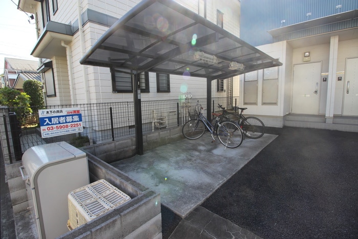 駐輪場 アムールセゾン