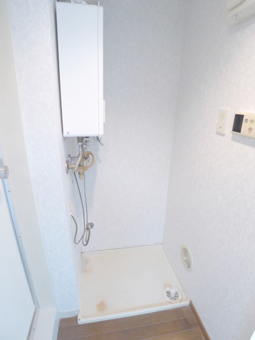 洗濯機置場 アルビオーレ南行徳