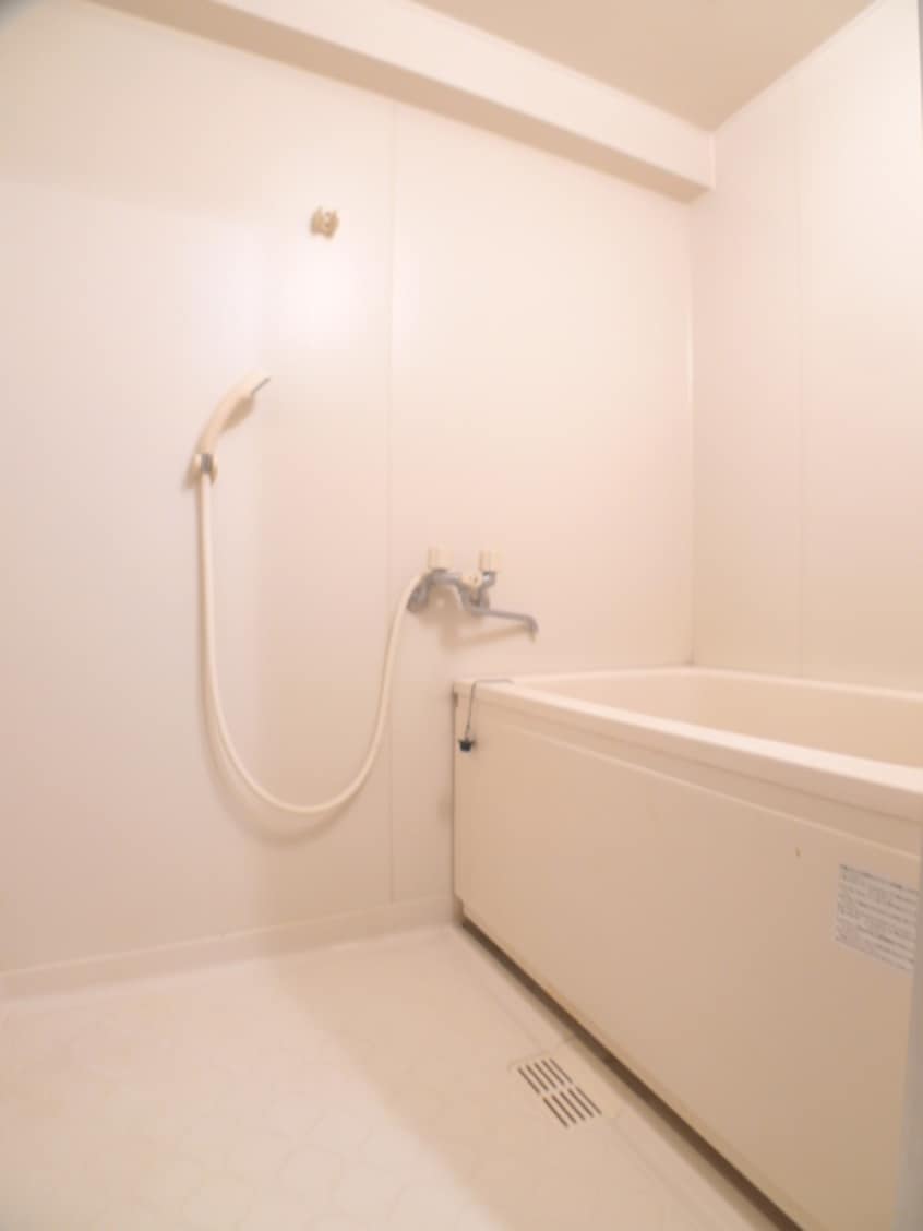 バス／シャワールーム等 ハイツエ－デルワイス　３