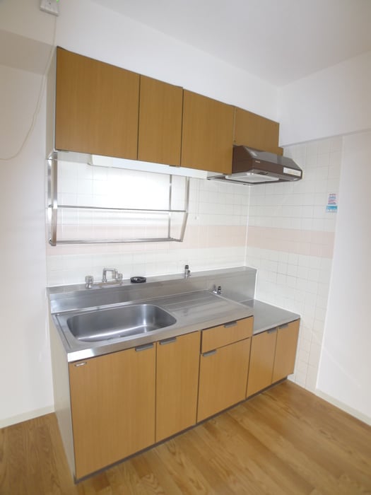 キッチン ハイツエ－デルワイス　３