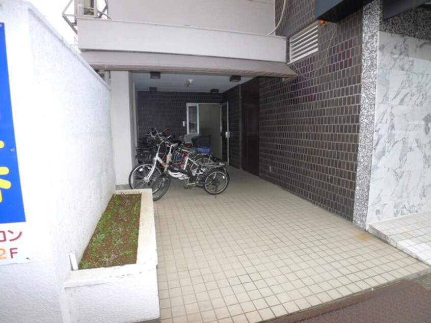 エントランス部分 田口ビル