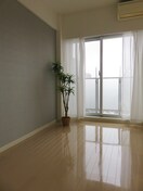 居室 ドゥーエ東高円寺