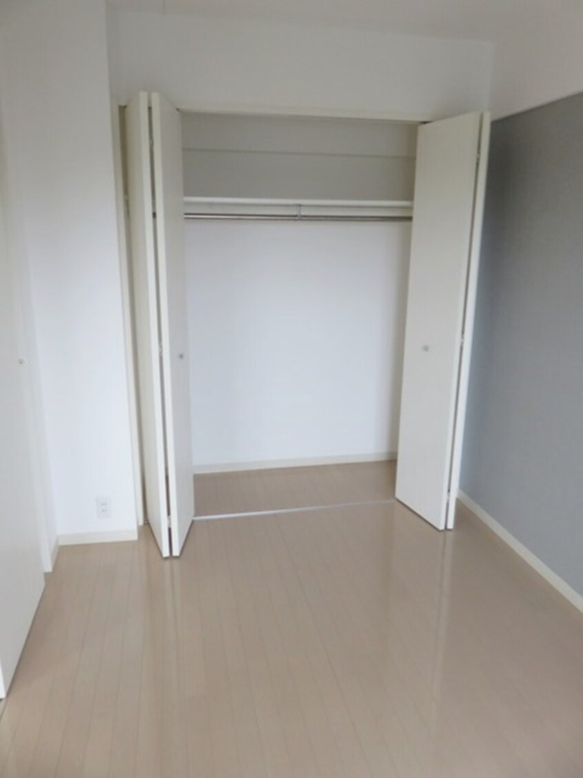 居室 ドゥーエ東高円寺