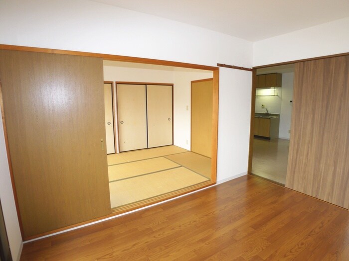 居室 サンエステートＡ棟