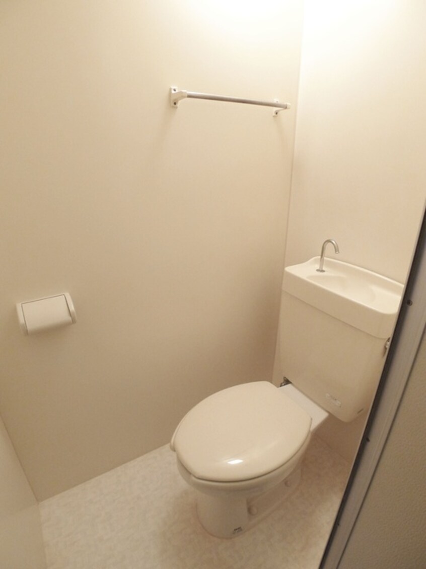 トイレ サンエステートＡ棟
