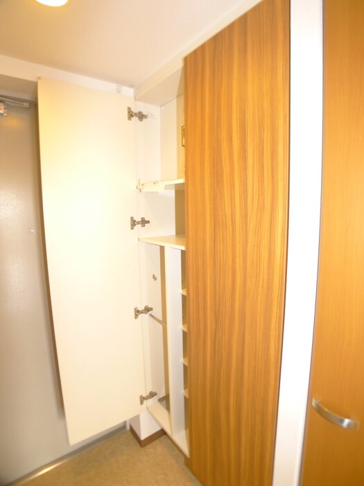 靴箱 園生テクノプラザ