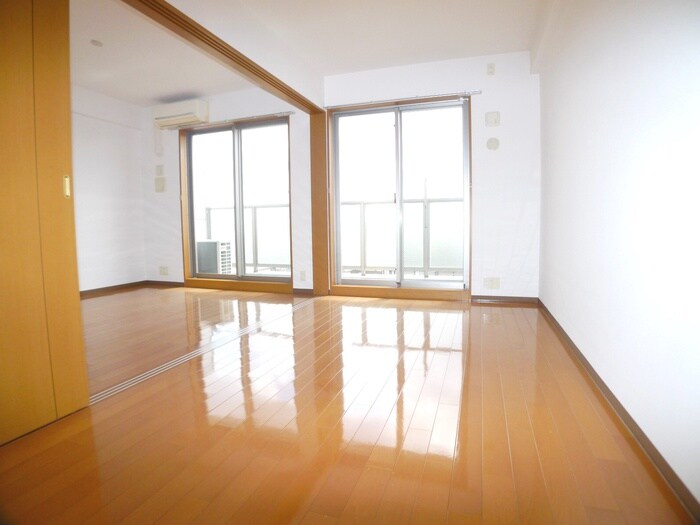 居室 園生テクノプラザ