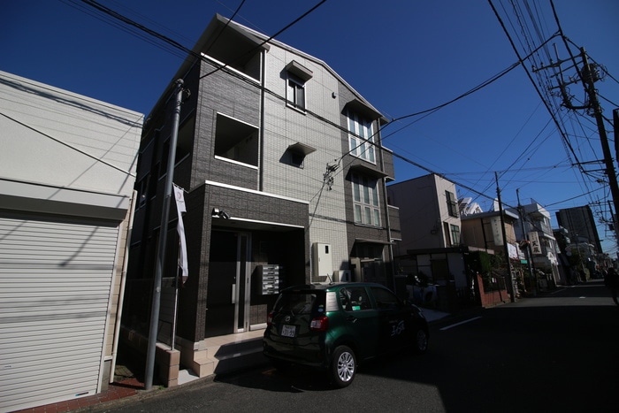 エントランス部分 Ａｉｎａ矢部