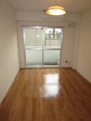 居室 コ－ポタチカワ