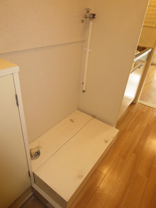 洗濯機置場 コ－ポタチカワ