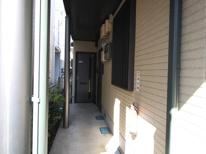 エントランス部分 プチメゾン中央林間