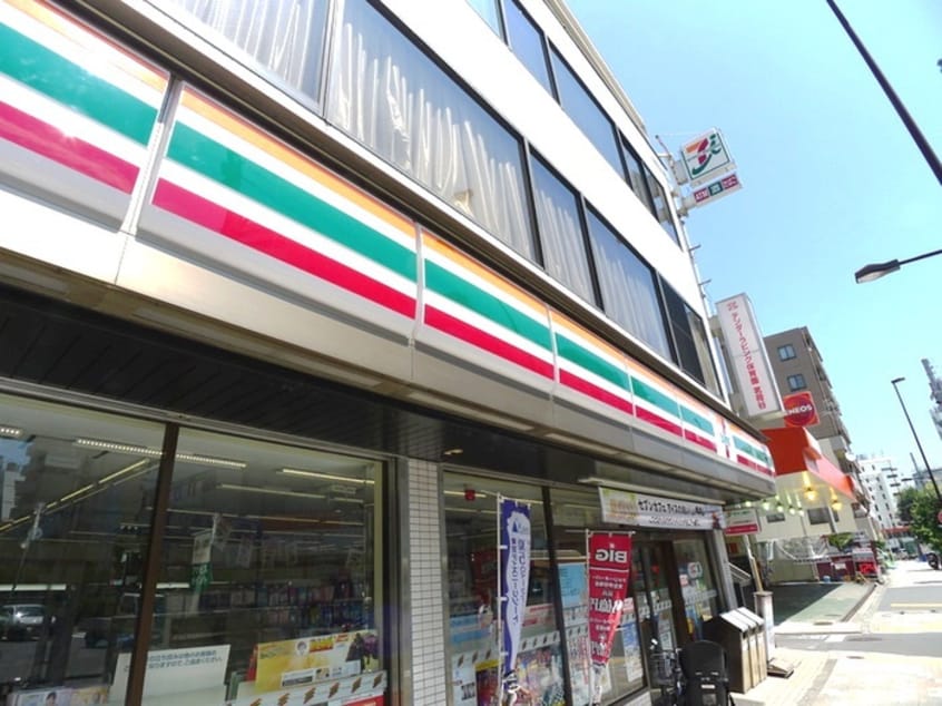 セブンイレブン　文京大塚4丁目店(コンビニ)まで200m グランエッグス文京大塚S