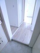 玄関 ハイホ－ム沖田