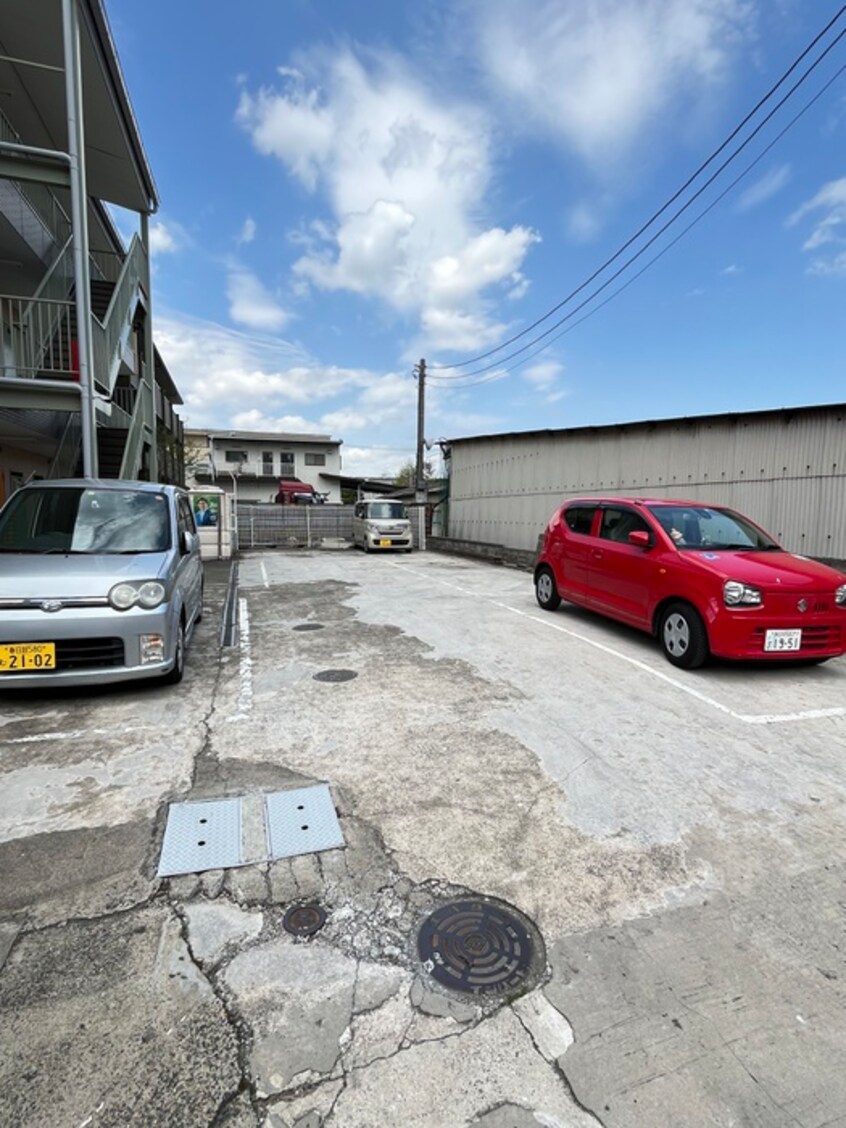 駐車場 セリンライフ１番館