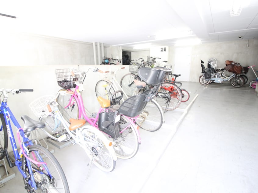 駐輪場 エスティメゾン高円寺