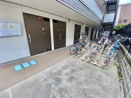 バイク置き場