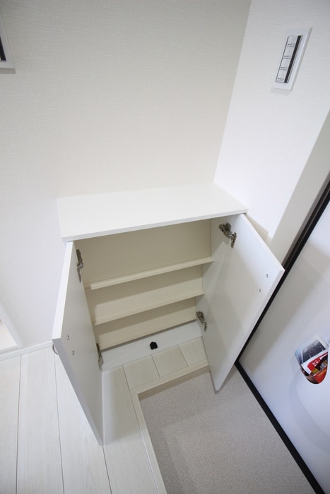 靴箱 ヒルズ白幡仲町Ⅱ