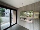 エントランス部分 グレイスパ－シモン